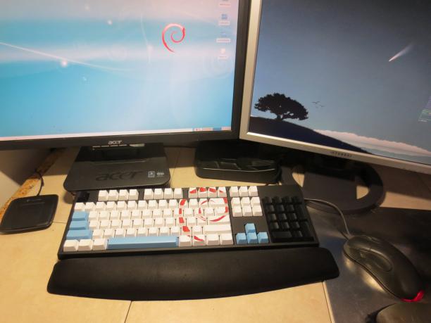 Debian Keyboard Picture